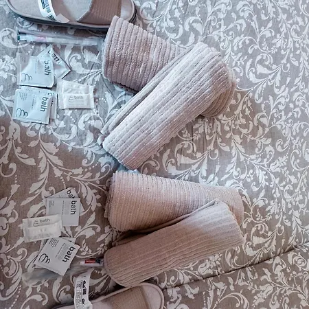 2 Apartment *